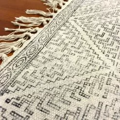 Räsymatto - Rabat (musta/harmaa/valkoinen) -Pyöreät matot myymälä img 6766